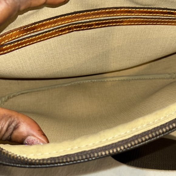 LOUIS VUITTON Monogram Reporter PM Shoulder Bag - Picture 10 of 12